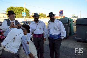 Alegre y participativa romería en El Ejido (Foto FJ Santana y TF)